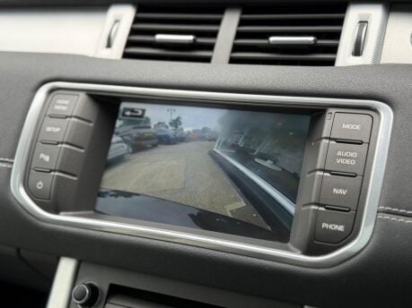 Land Rover Range Rover Evoque SD4 DYNAMIC 36