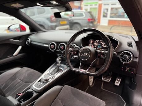 Audi TT TFSI QUATTRO S LINE 24
