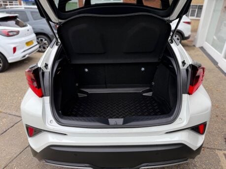 Toyota C-HR GR SPORT 18