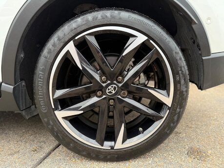 Toyota C-HR GR SPORT 15