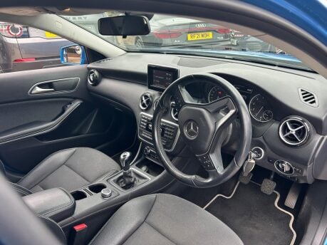 Mercedes-Benz A Class A180 BLUEEFFICIENCY SE 18