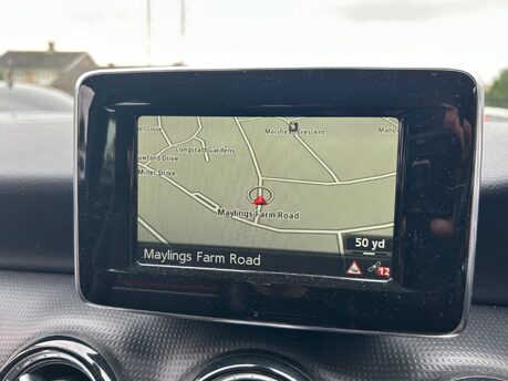 Mercedes-Benz A Class A180 BLUEEFFICIENCY SE 13