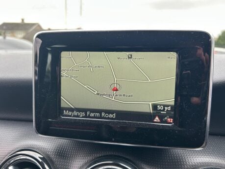 Mercedes-Benz A Class A180 BLUEEFFICIENCY SE 13