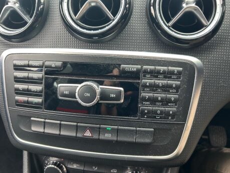 Mercedes-Benz A Class A180 BLUEEFFICIENCY SE 11