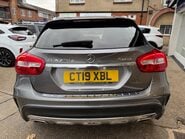 Mercedes-Benz GLA GLA 220 D 4MATIC AMG LINE 8