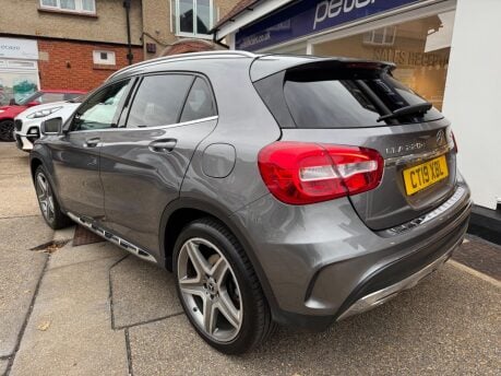 Mercedes-Benz GLA GLA 220 D 4MATIC AMG LINE 2