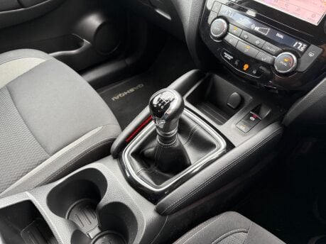 Nissan Qashqai DIG-T ACENTA PREMIUM 30
