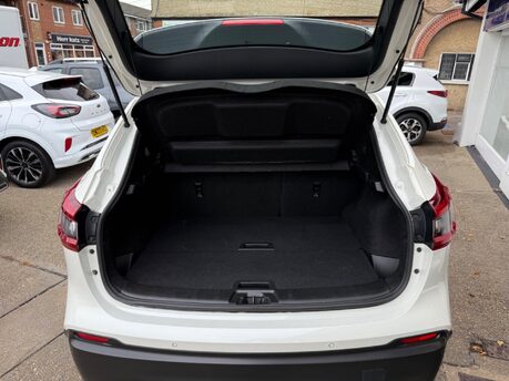 Nissan Qashqai DIG-T ACENTA PREMIUM 16