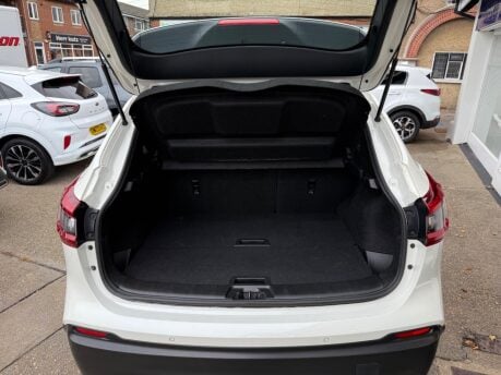 Nissan Qashqai DIG-T ACENTA PREMIUM 16