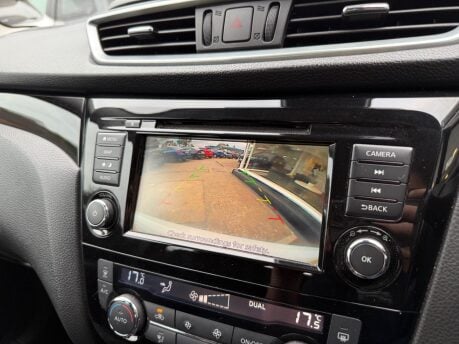 Nissan Qashqai DIG-T ACENTA PREMIUM 35