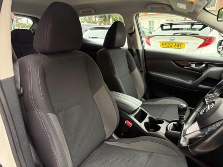 Nissan Qashqai DIG-T ACENTA PREMIUM 20