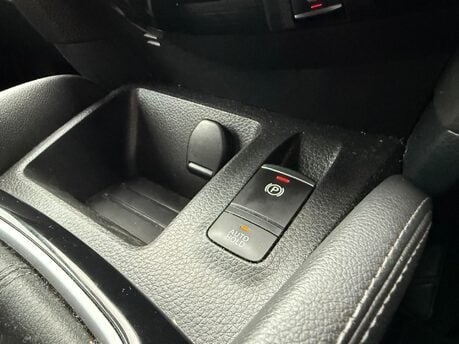 Nissan Qashqai DIG-T ACENTA PREMIUM 36