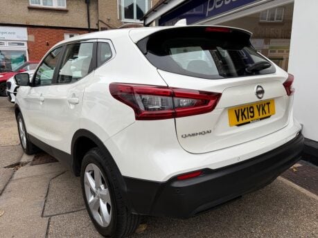 Nissan Qashqai DIG-T ACENTA PREMIUM 6