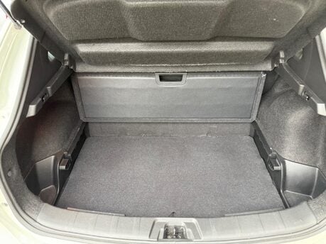 Nissan Qashqai DIG-T ACENTA PREMIUM 17