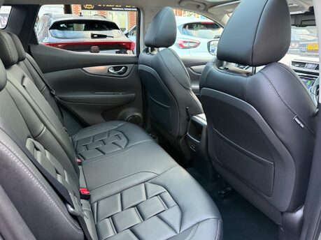 Nissan Qashqai 1.3 DIG-T N-Motion Euro 6 (s/s) 5dr 14