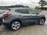 Nissan Qashqai 1.3 DIG-T N-Motion Euro 6 (s/s) 5dr 6