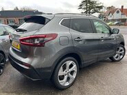 Nissan Qashqai 1.3 DIG-T N-Motion Euro 6 (s/s) 5dr 5