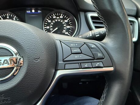 Nissan Qashqai 1.3 DIG-T N-Motion Euro 6 (s/s) 5dr 35