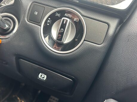 Mercedes-Benz CLS CLS250 CDI BLUEEFFICIENCY AMG SPORT 25