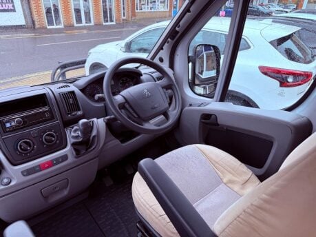 Autocruise Alto Navigate to images Peugeot Boxer 2.2 HDi 335 L3 H2 4dr 22