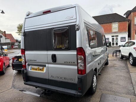Autocruise Alto Navigate to images Peugeot Boxer 2.2 HDi 335 L3 H2 4dr 10