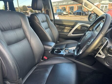 Mitsubishi Shogun Sport DI-D 4 10
