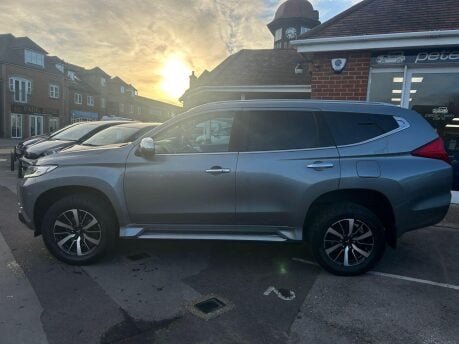 Mitsubishi Shogun Sport DI-D 4 6