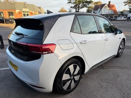 Volkswagen ID.3 Pro Performance 58kWh Life Auto 5dr 10