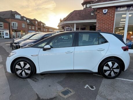 Volkswagen ID.3 Pro Performance 58kWh Life Auto 5dr 6