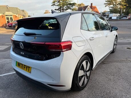 Volkswagen ID.3 Pro Performance 58kWh Life Auto 5dr 9