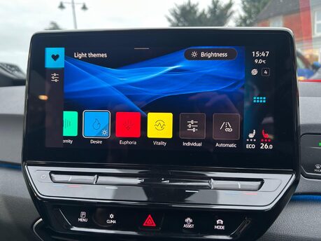 Volkswagen ID.3 Pro Performance 58kWh Life Auto 5dr 36