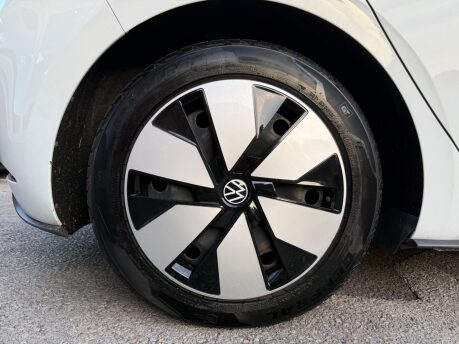 Volkswagen ID.3 Pro Performance 58kWh Life Auto 5dr 3