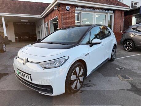 Volkswagen ID.3 Pro Performance 58kWh Life Auto 5dr 5