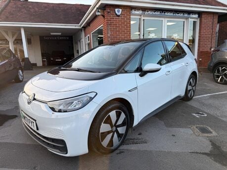 Volkswagen ID.3 Pro Performance 58kWh Life Auto 5dr