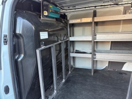 Ford Transit Connect 240 LIMITED TDCI 11