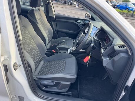 Audi A1 1.0 TFSI 30 Sport Sportback Euro 6 (s/s) 5dr 19