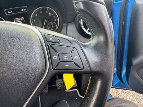 Mercedes-Benz A Class A180 BLUEEFFICIENCY SE 22