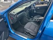 Mercedes-Benz A Class A180 BLUEEFFICIENCY SE 13