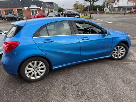 Mercedes-Benz A Class A180 BLUEEFFICIENCY SE 8