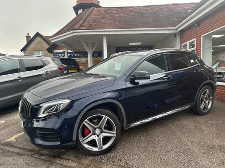 Mercedes-Benz GLA GLA 220 D 4MATIC AMG LINE PREMIUM 3