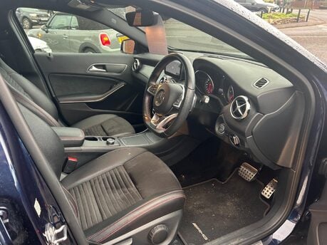 Mercedes-Benz GLA GLA 220 D 4MATIC AMG LINE PREMIUM 16