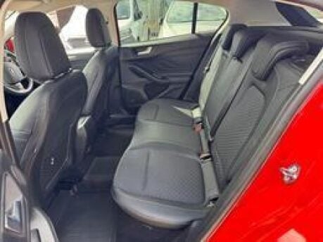 Ford Focus TITANIUM X EDITION MHEV 16