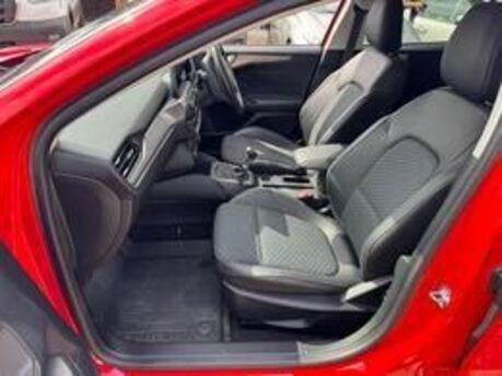 Ford Focus TITANIUM X EDITION MHEV 14