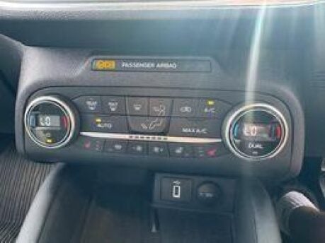 Ford Focus TITANIUM X EDITION MHEV 27