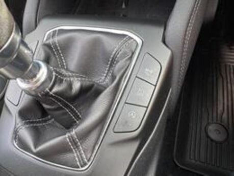 Ford Focus TITANIUM X EDITION MHEV 25