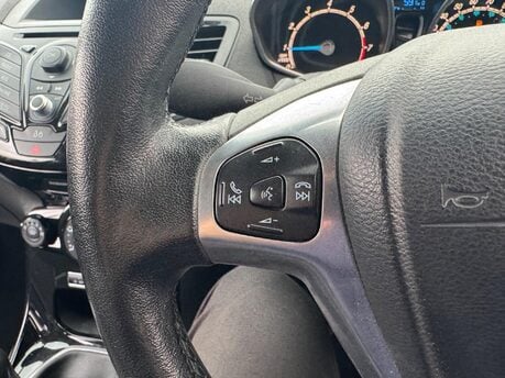 Ford Fiesta 1.0T EcoBoost Zetec S Euro 5 (s/s) 3dr 17