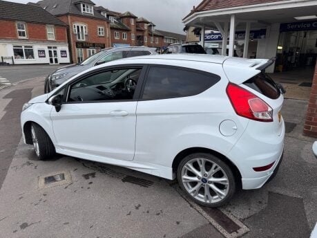 Ford Fiesta 1.0T EcoBoost Zetec S Euro 5 (s/s) 3dr 4