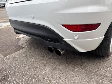 Ford Fiesta 1.0T EcoBoost Zetec S Euro 5 (s/s) 3dr 6