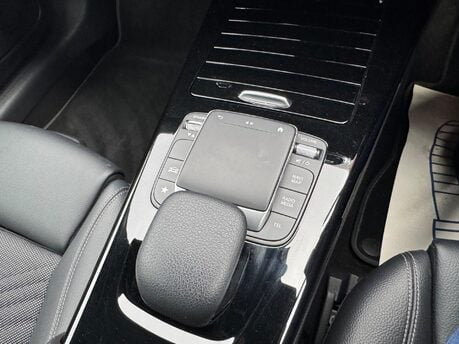 Mercedes-Benz A Class 1.3 A180 SE 7G-DCT Euro 6 (s/s) 5dr 25