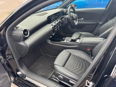 Mercedes-Benz A Class 1.3 A180 SE 7G-DCT Euro 6 (s/s) 5dr 8